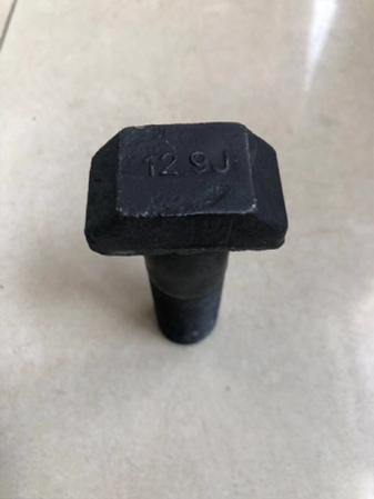 Болт типа Юаньбао M30×2（2）