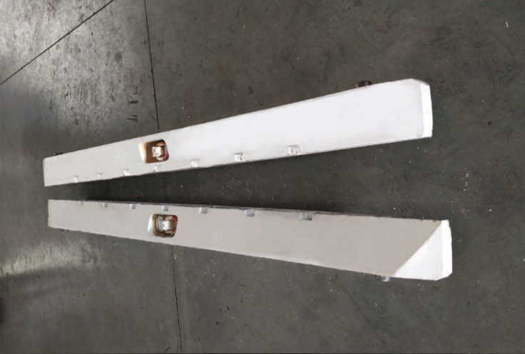 Перегрузочный-механизм-прижимной-цепи